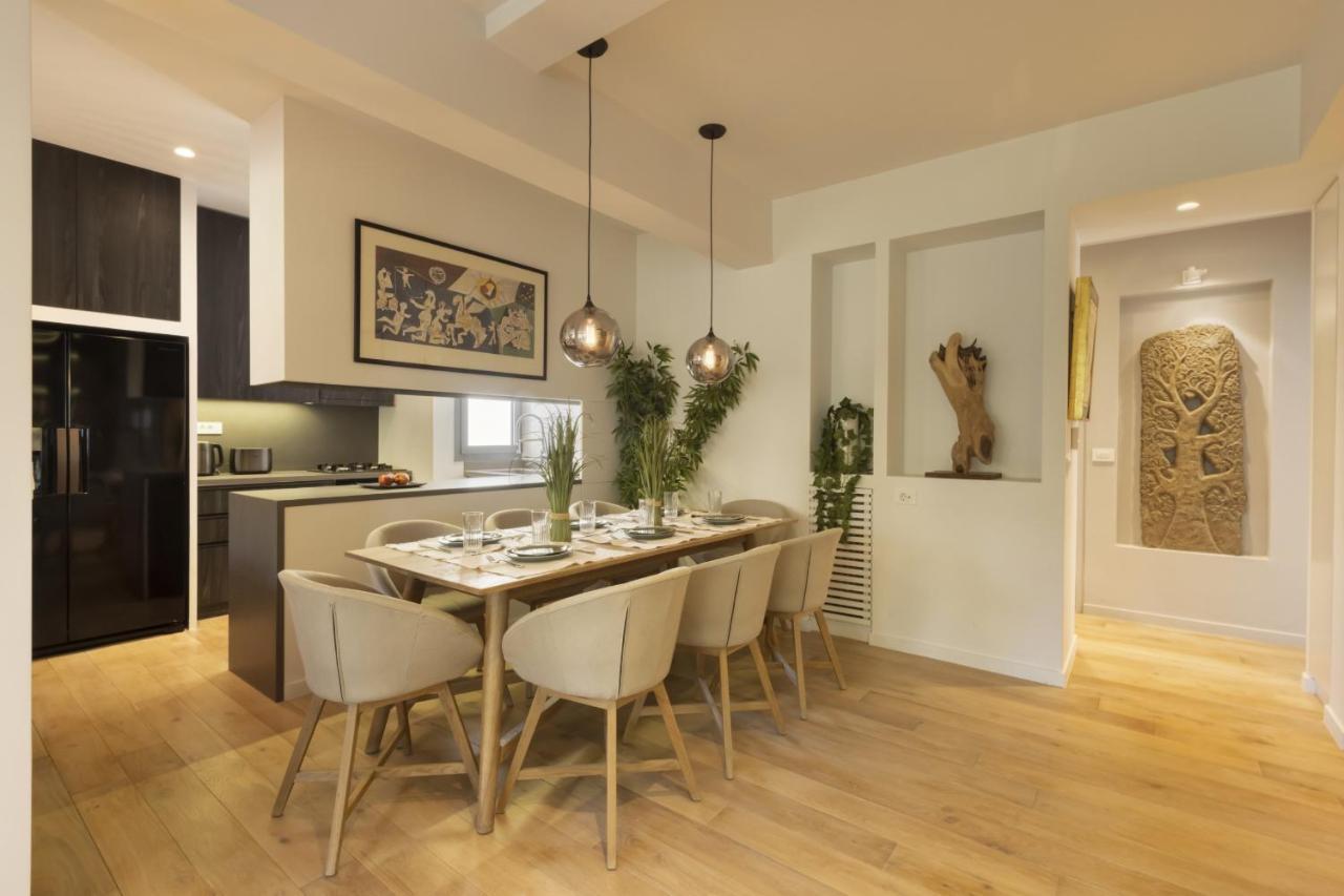 Elegant, Chic, Hip 2 Bedroom W/ Forest View In Athens! Exterior photo